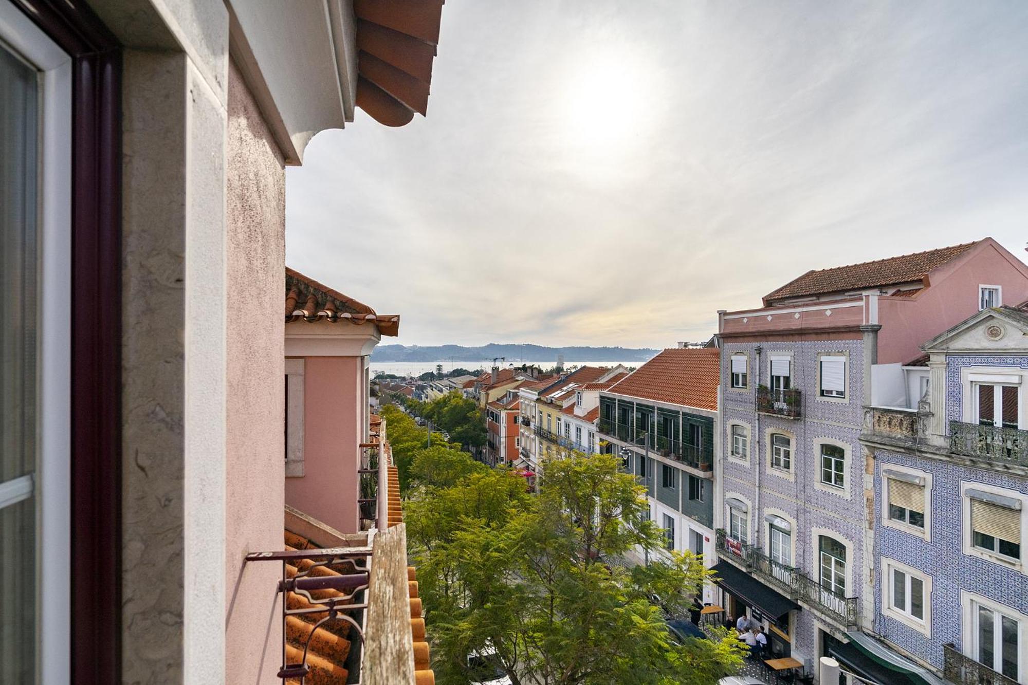 Whome Charming Urban Retreat With Skyline Views * Lissabon